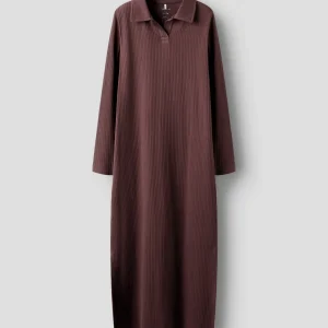 Slim maxi dress med krage